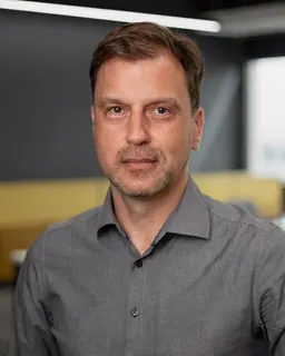 Egils Tūbelis